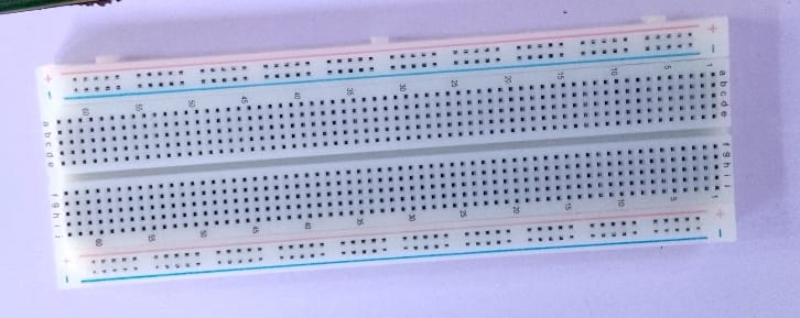 Electronics breadboard
